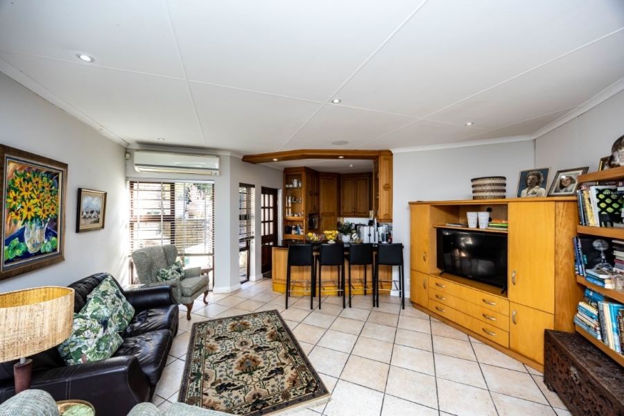 4 Bedroom Property for Sale in Beacon Bay Eastern Cape